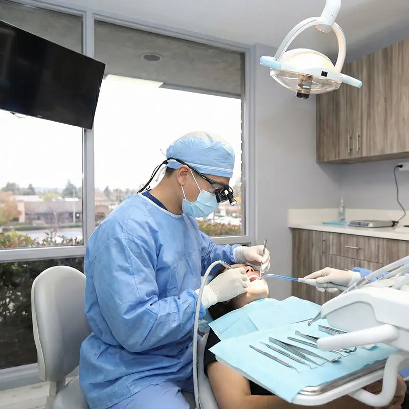 Oral Surgery & Wisdom Teeth